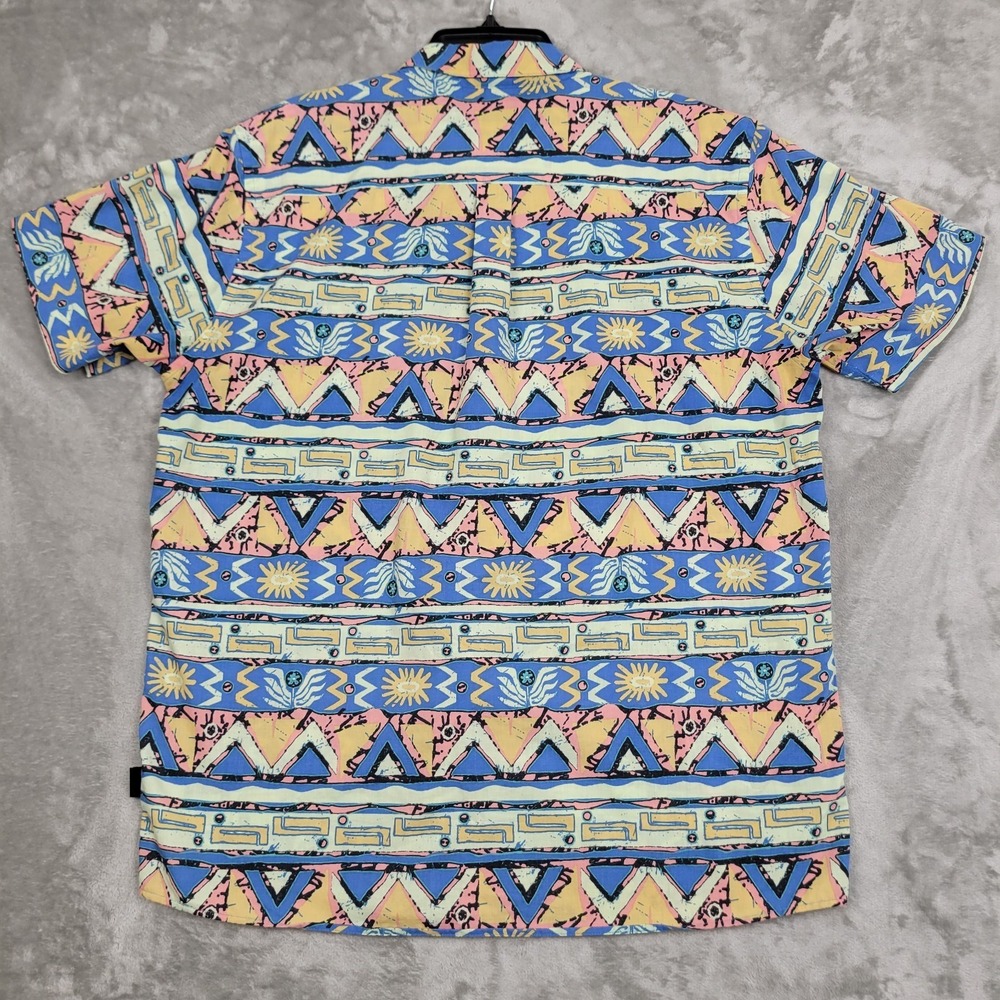 Patagonia Men's Short Sleeve XL Button Up Blue Pink Colorful Southwest Tribal - Picture 3 of 8